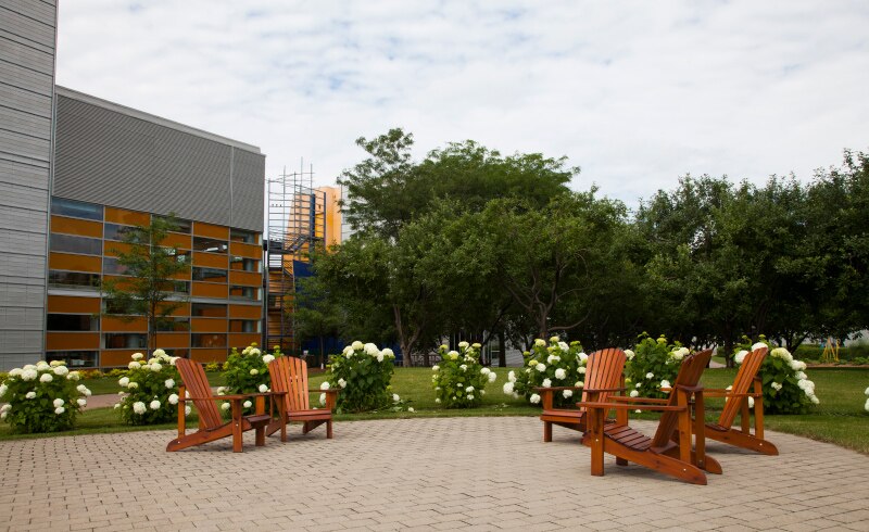 Jardins du siège social du Cirque du Soleil